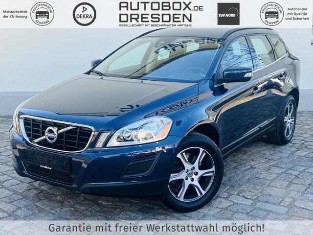 Volvo XC60 2.4 D5 AWD Momentum +AHK+BI-XENON+NAVI+