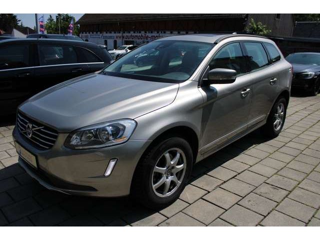 Volvo XC60 T5 Geartronic Kinetic Panorama Leder Sitzhzg AHK 1