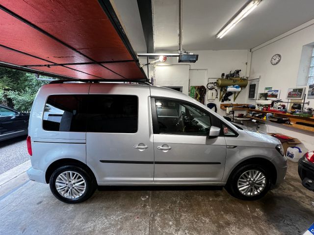VW Caddy 2,0 TDI 1.Hd S-Heft unffrei gt.Zustand ACC