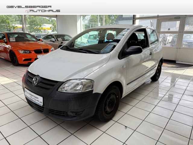 VW Fox Basis 1.2 Scheckheft 2.Hand TÜV neu Garantie GA el.SP Spieg. beheizbar eFH