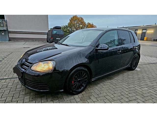 VW Golf 1.6 FSI Individual