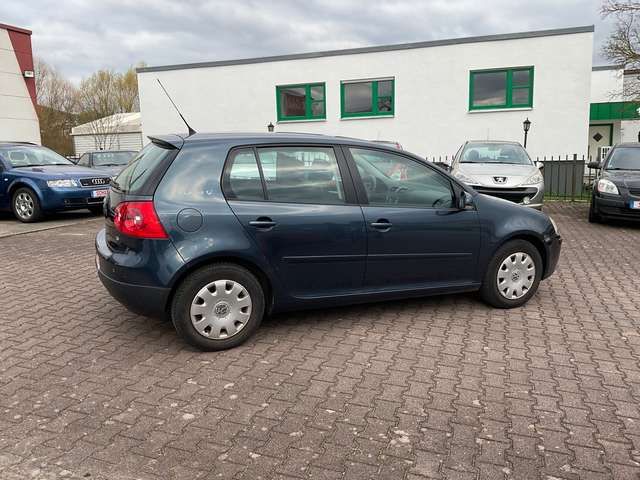 VW Golf 1.6 Tour