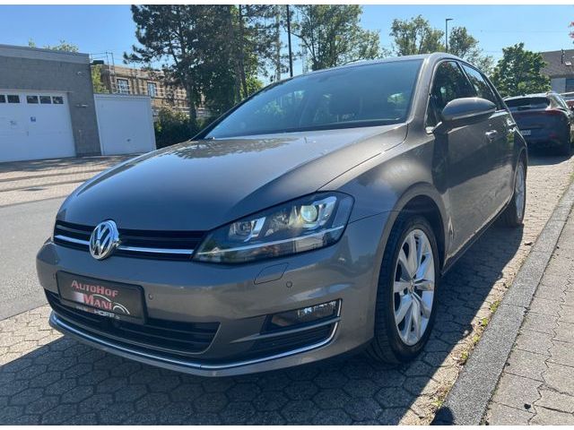 VW Golf VII Lim. Highline BMT/DSG/Bi-Xenon/PDC