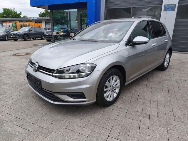 VW Golf VII Klima/AHK/PDC/Bluetooth/Tempo