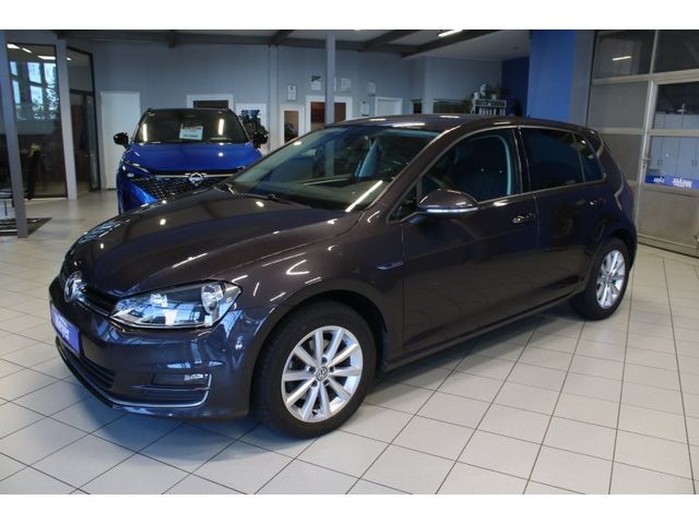 VW Golf VII 1.6 TDI Lounge BMT Navi 8 Fach bereift