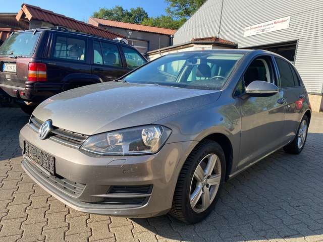 VW Golf 1.6 TDI Comfortline Scheckheft u-frei Tuv 12/26