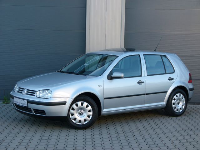 VW Golf 2.0 Automatik Special 1-Hand GSD PDC Sitzh