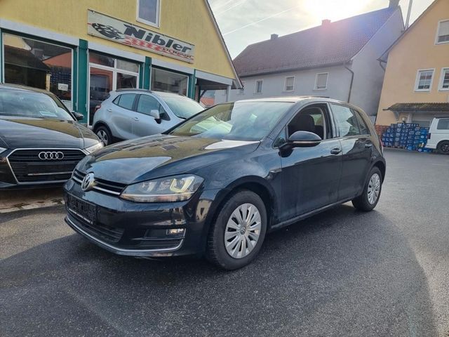 VW Golf VII 1.6TDI BMT LOUNGE NAVI+XEN+PANO+EURO6