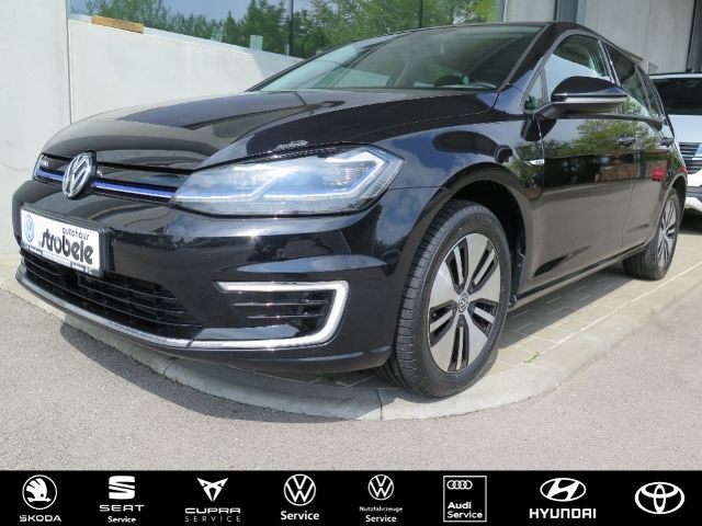 VW Golf E-GOLF *35,8 kWh* APP*PDC*NAVI*TEL*