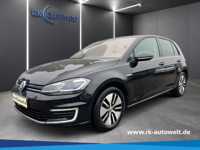 VW Golf VII e-Golf Navi CCS SHZ Frontscheibe beheizb. PDC