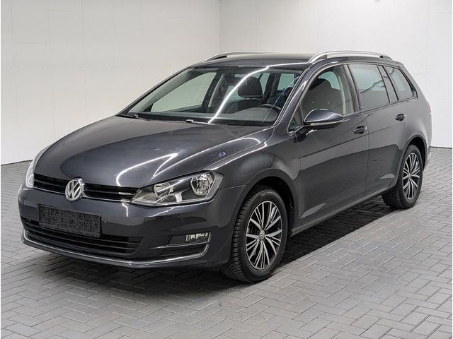 VW Golf Variant VII Allstar SHZ/PDC/Tempomat/16 LM