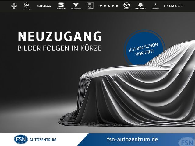 VW Golf Variant 2.0 TDI R-Line DSG NAVI ACC SIT