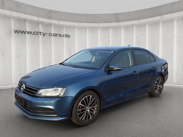 VW Jetta VI Basis BMT*Navi*Leder*Bi-Xenon*Standhzg.