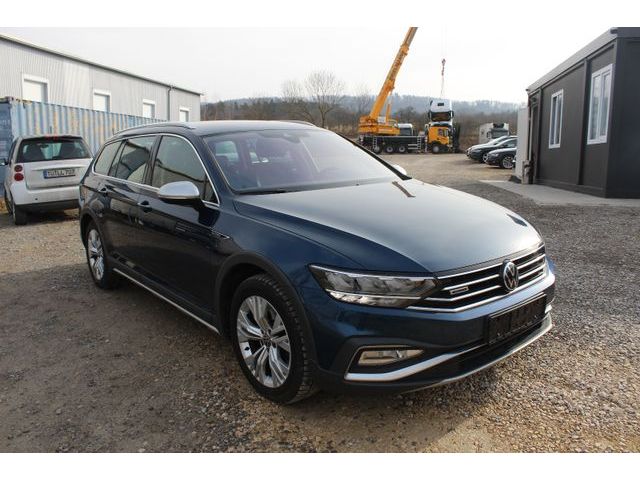 VW Passat Var*Alltrack*4Motion*NAVI*LED*VIRT*8 FACH