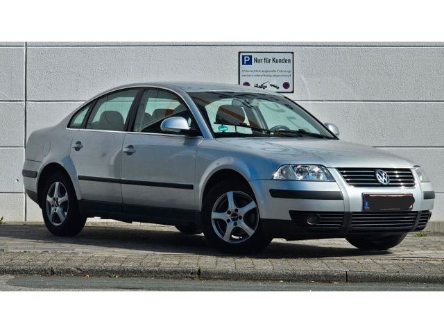 VW Passat Lim. Basis 131PS Klima Shzg EFH Alu