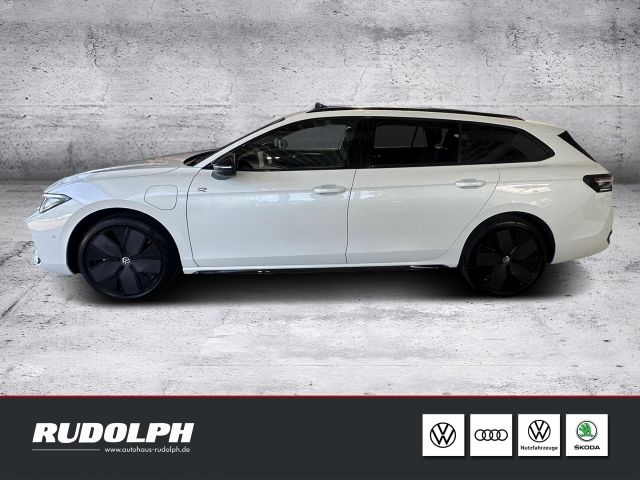 VW Passat R-Line 1.5 TSI eHybrid 6-Gang-DSG LED AHK BT HarmanKardon