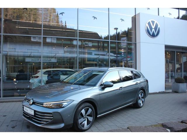 VW Passat Variant Business 1.5 eTSI DSG Navi,DCC