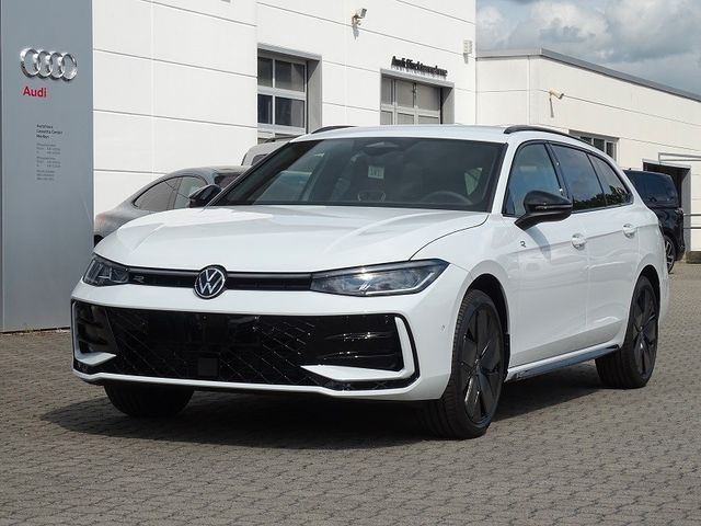 VW Passat Variant 2.0 TDI DSG R-line "Black Style"