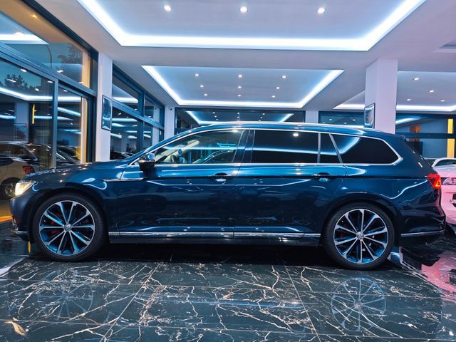 VW Passat Variant Highline 4Motion R-LINE DIGITAL