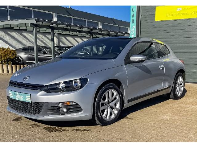 VW Scirocco 1.4 TSI AUTOMATIK SHZ PDC PANO