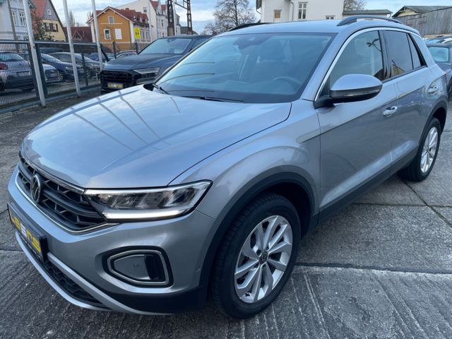 VW T-Roc Life DSG / LED / ACC / PDC