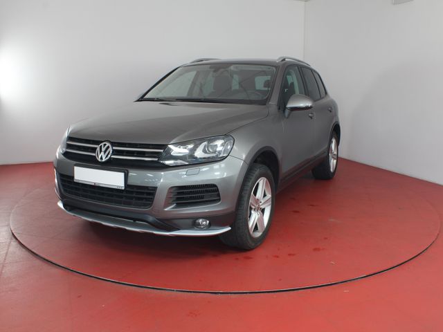 VW Touareg 3.0TDI TÜV bis 02/26 Navi AHK Xenon