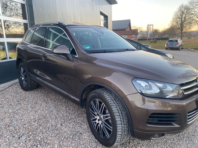 VW Touareg V8 TDI Leder+Xenon+Navi+AHK+ACC