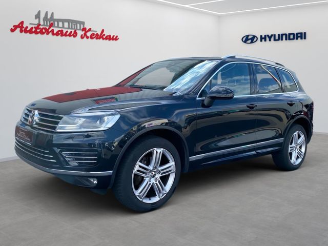 VW Touareg 3.0 V6 TDI+ Paket: Licht & Sicht, Memory