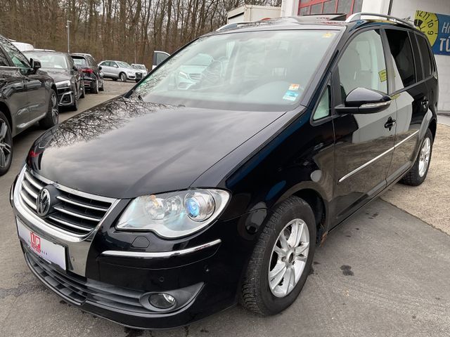 VW Touran Highline DSG Xenon Schiebedach Standheiz.