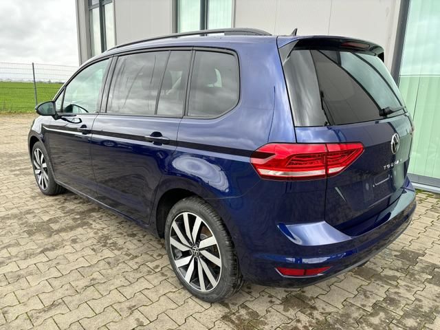 VW Touran Highline 1.5 TSI 150 PS, 16" Alu, Clim...