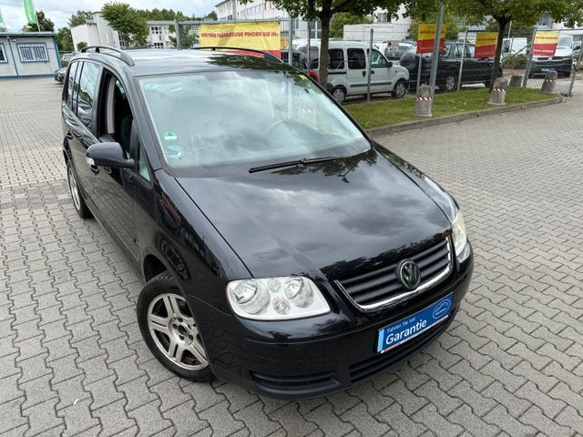 VW Touran 2.0TDI DPF KLIMAAT*RCD*TEMP*7.Sitze*6.G**