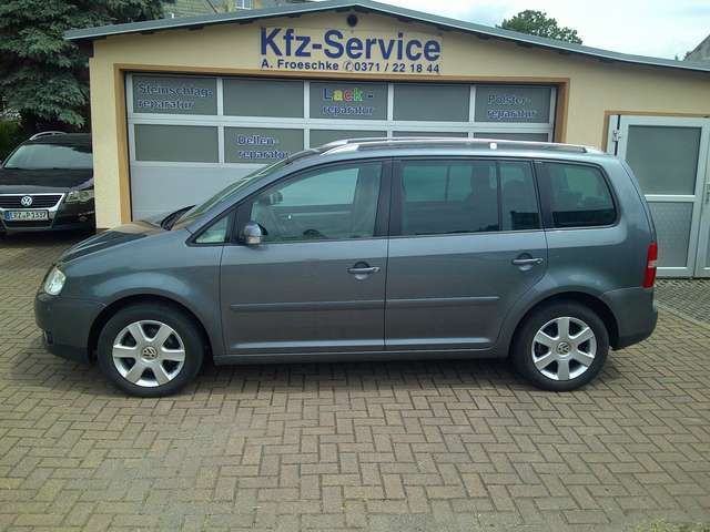 VW Touran 2.0 TDI Highline TÜV Neu 7 Sitze