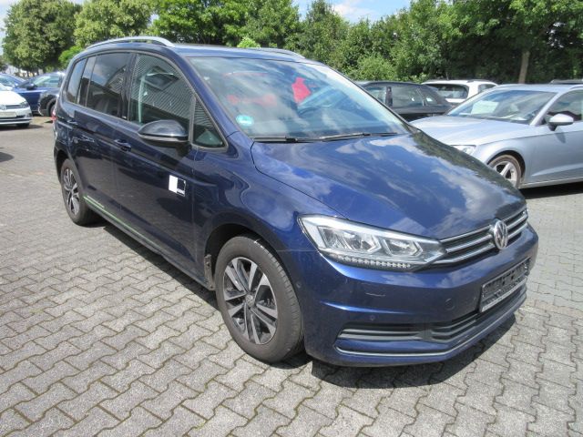 VW Touran IQ.DRIVE